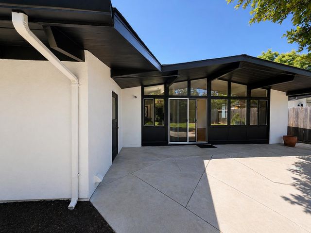 3814 N Stanislaus St, Stockton, CA 95204