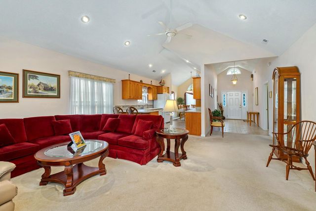 2 Fairway Drive, Manning, SC 29102