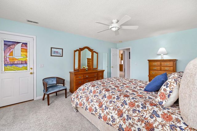 2 Fairway Drive, Manning, SC 29102