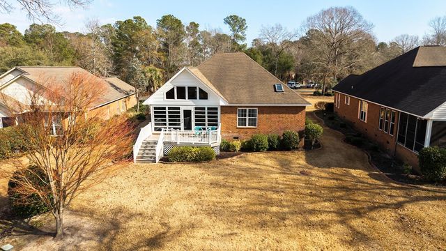 2 Fairway Drive, Manning, SC 29102