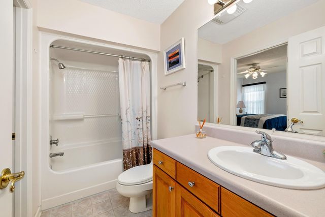 2 Fairway Drive, Manning, SC 29102