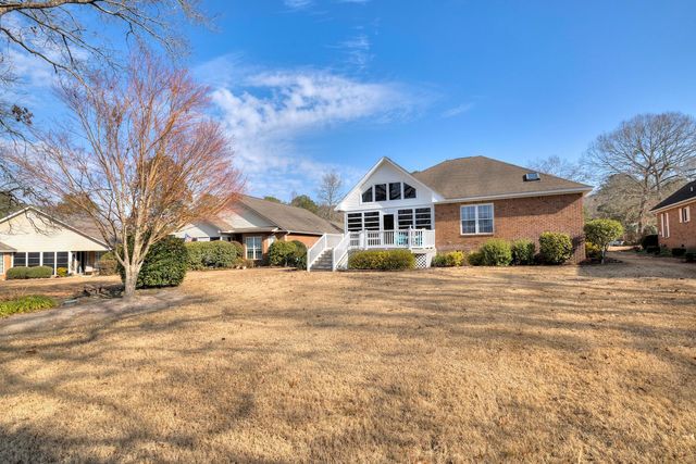 2 Fairway Drive, Manning, SC 29102