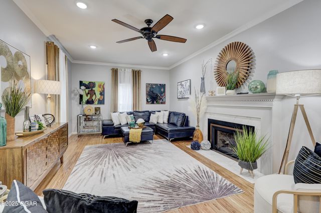 1743 S River Street, Carthage, MO 64836