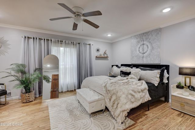 1743 S River Street, Carthage, MO 64836