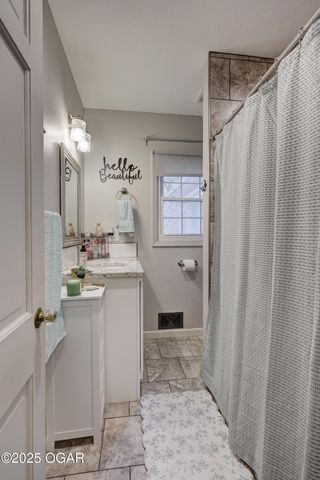 1743 S River Street, Carthage, MO 64836