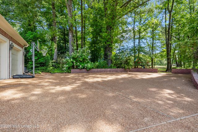 5138 Saint Andrews Cove, Olive Branch, MS 38654