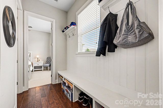 2507 Lochview Street, Pineville, NC 28134