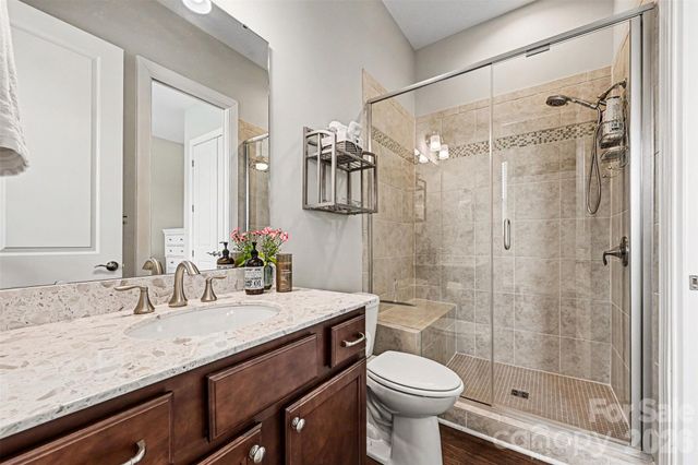 2507 Lochview Street, Pineville, NC 28134