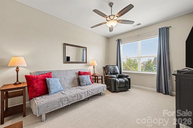 2507 Lochview Street, Pineville, NC 28134
