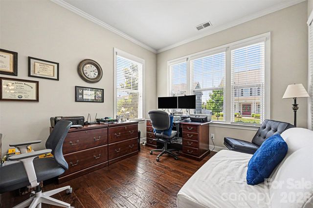 2507 Lochview Street, Pineville, NC 28134