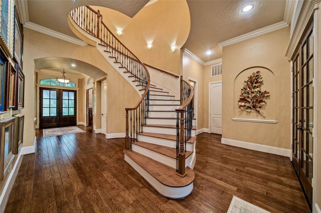 70 W Ambassador Bend, The Woodlands, TX 77382