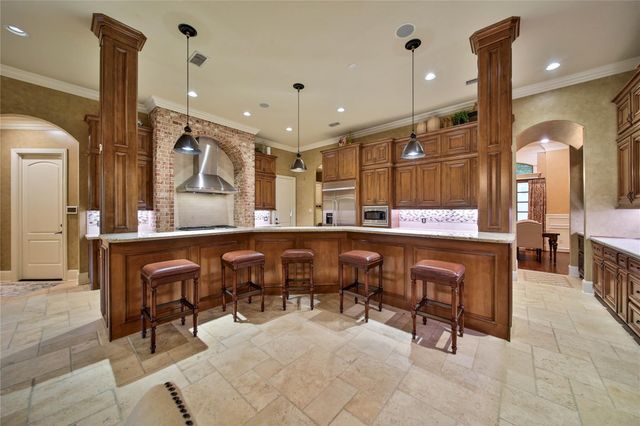 70 W Ambassador Bend, The Woodlands, TX 77382
