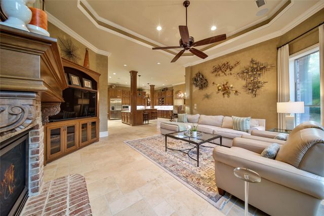 70 W Ambassador Bend, The Woodlands, TX 77382