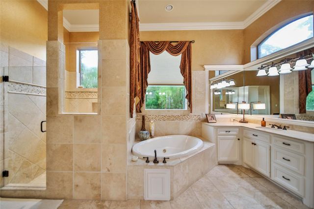 70 W Ambassador Bend, The Woodlands, TX 77382