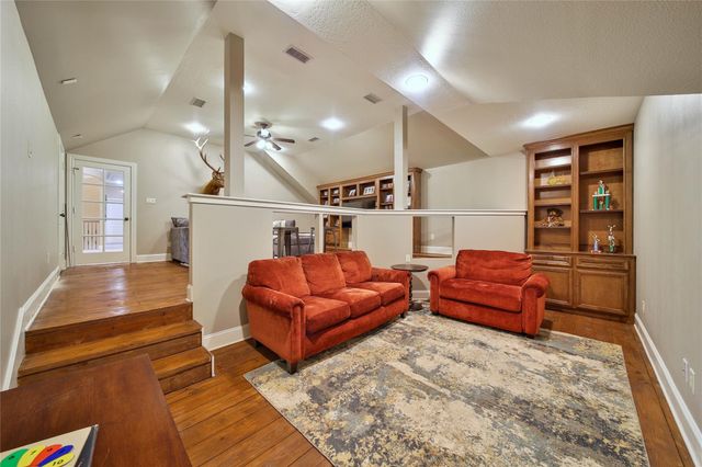 70 W Ambassador Bend, The Woodlands, TX 77382