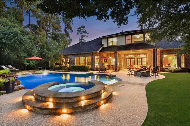 70 W Ambassador Bend, The Woodlands, TX 77382