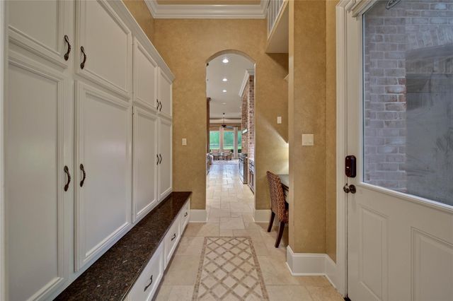 70 W Ambassador Bend, The Woodlands, TX 77382