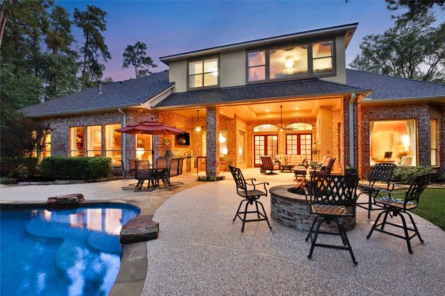 70 W Ambassador Bend, The Woodlands, TX 77382
