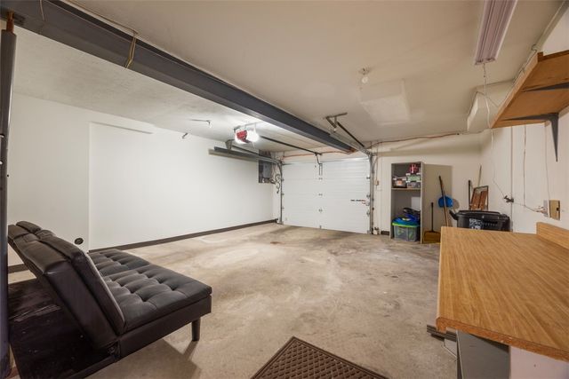 220 Spring Run Drive, Monroeville, PA 15146