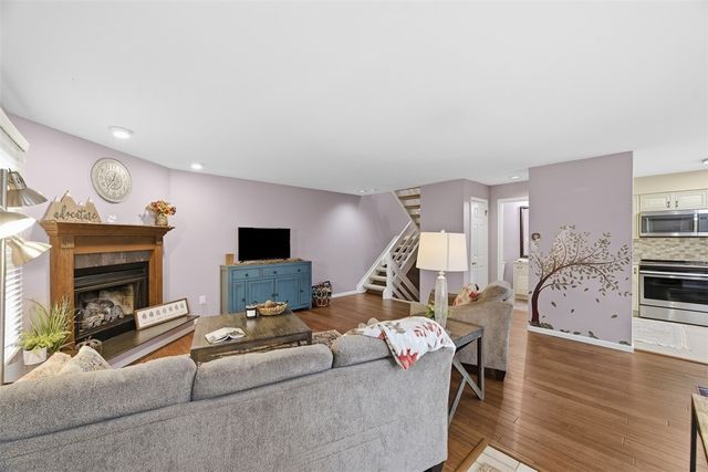 220 Spring Run Drive, Monroeville, PA 15146