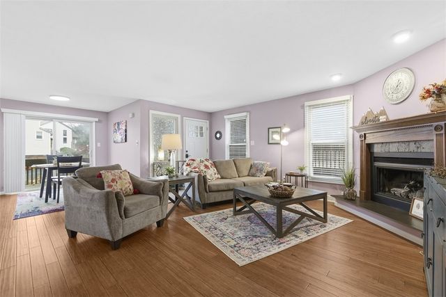 220 Spring Run Drive, Monroeville, PA 15146