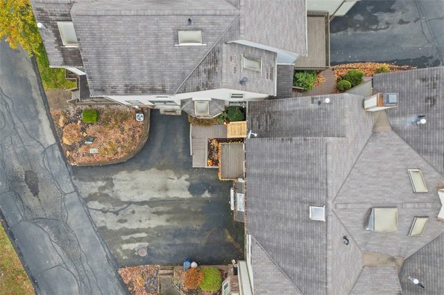 220 Spring Run Drive, Monroeville, PA 15146