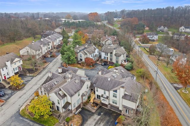 220 Spring Run Drive, Monroeville, PA 15146