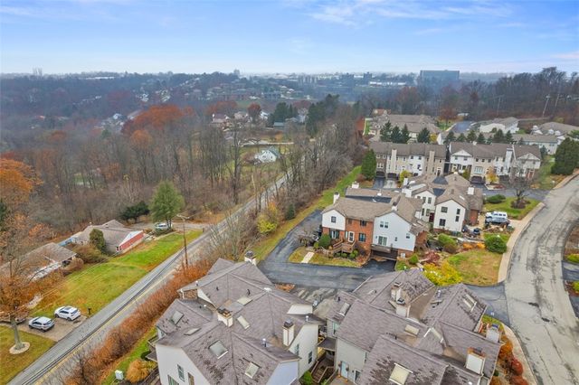 220 Spring Run Drive, Monroeville, PA 15146