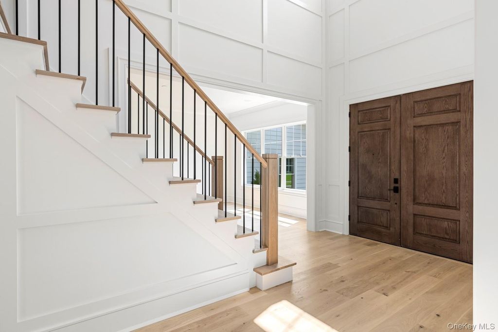 2 D'Amico Court, Melville, NY 11747 — photo 5