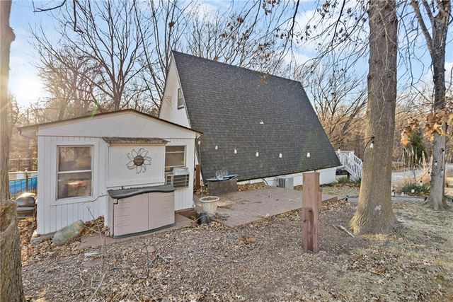 156 Barracuda Road, Gallatin, MO 64640