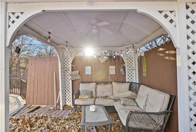 156 Barracuda Road, Gallatin, MO 64640