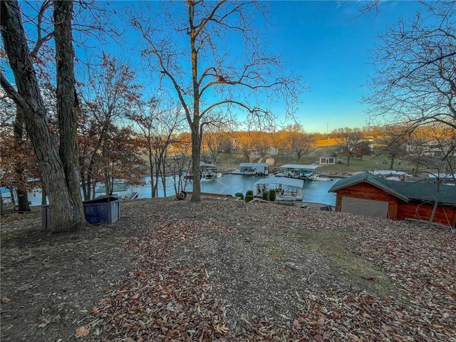 156 Barracuda Road, Gallatin, MO 64640