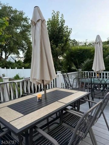 629 Washington Ave, Kenilworth Boro, NJ 07033