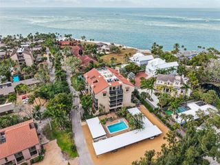 4900 OCEAN BOULEVARD 201, Sarasota, FL 34242