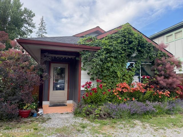 1210 Spruce St, Sandpoint, ID 83864