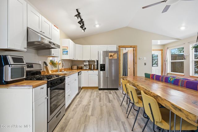 1210 Spruce St, Sandpoint, ID 83864