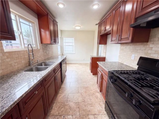 16515 Rosemary, Fontana, CA 92335