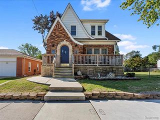 349 Clinton Street, Wyandotte, MI 48192