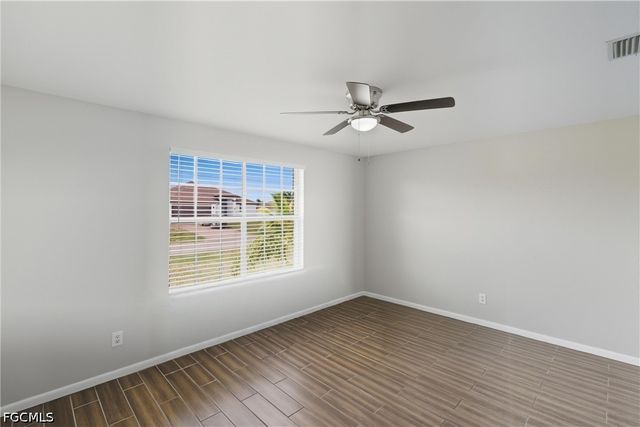 1505 NE 6th PL, Cape Coral, FL 33909