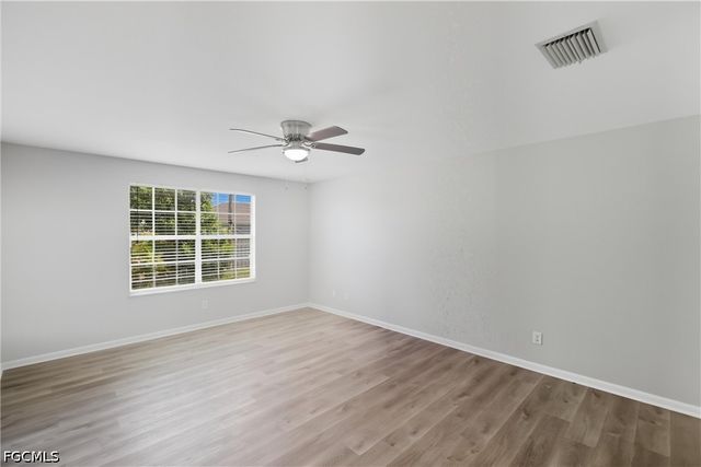 1505 NE 6th PL, Cape Coral, FL 33909