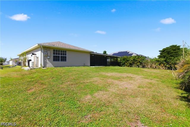 1505 NE 6th PL, Cape Coral, FL 33909