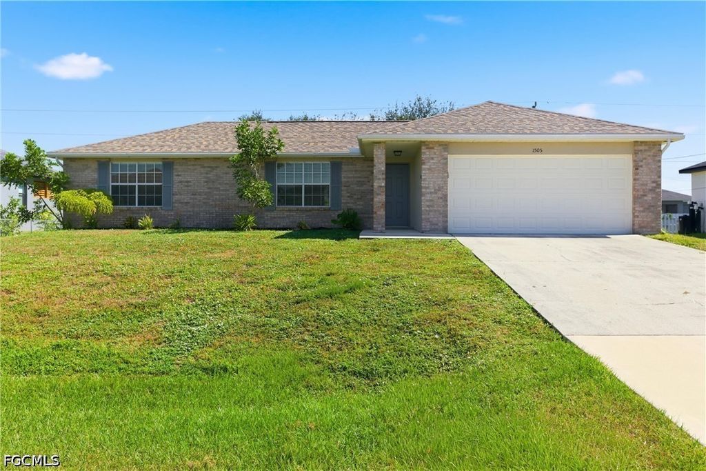 1505 NE 6th PL, Cape Coral, FL 33909