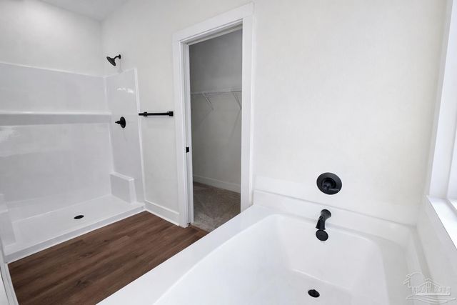 4046 Woodfin Cir, Pace, FL 32571