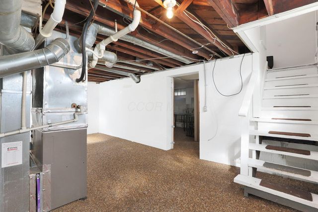 1938 Myrtle Avenue, Columbus, OH 43211