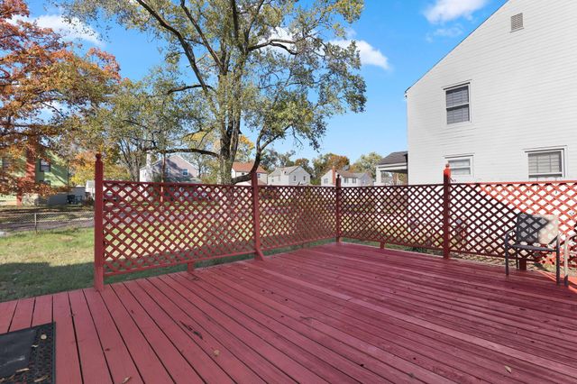 1938 Myrtle Avenue, Columbus, OH 43211