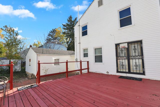 1938 Myrtle Avenue, Columbus, OH 43211