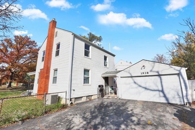 1938 Myrtle Avenue, Columbus, OH 43211