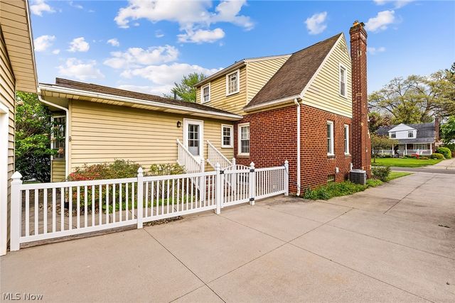 2603 Graham Avenue, Akron, OH 44312