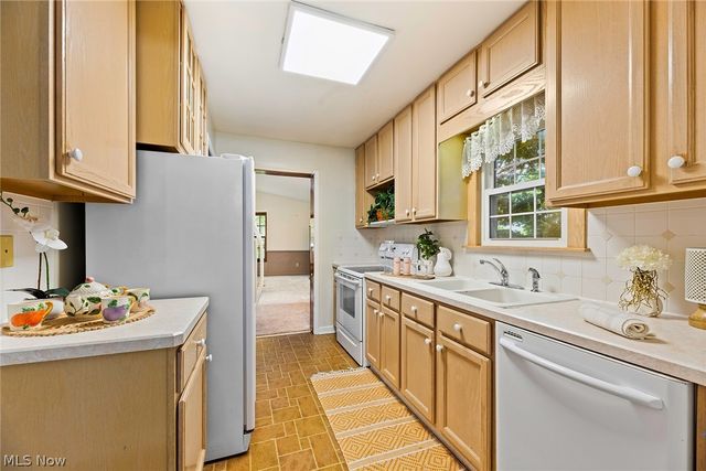 2603 Graham Avenue, Akron, OH 44312