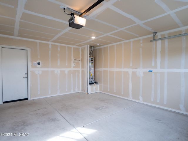8737 E Pebble Stone Lane, Tucson, AZ 85730